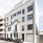 Paraíso 2M w/ AC&Balcony by LovelyStay